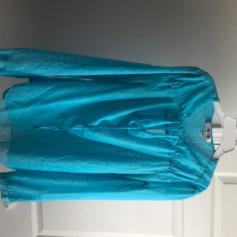 Women’s long sleeve top